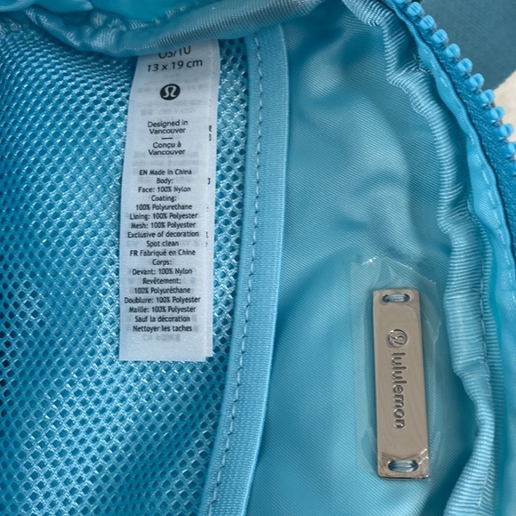 ❤️ Lululemon Everywhere Belt Icing Blue/Eton Blue NWT - Picture 8 of 8
